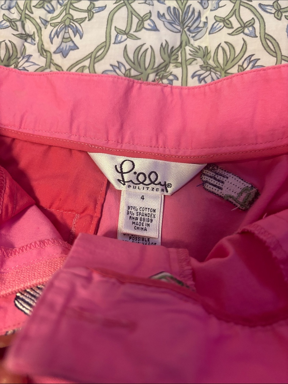 Lilly Pulitzer Hot Pink Golf Shorts with Logo Tag (women size 4)